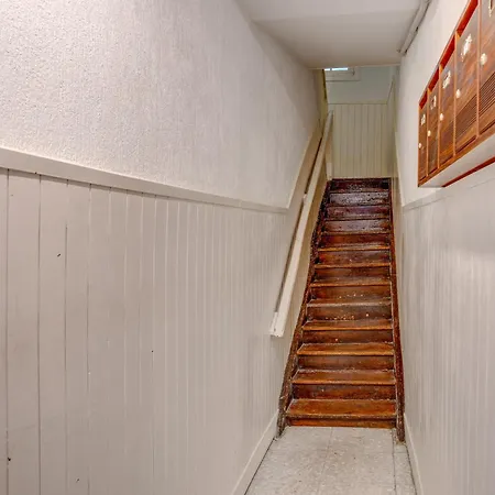 Διαμέρισμα Historic Building, Centrally Located, Close To Eve *