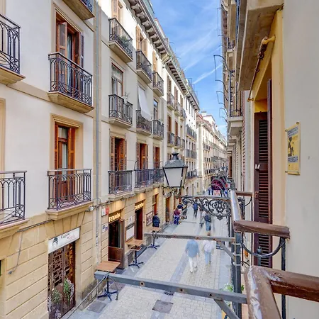 Historic Building, Centrally Located, Close To Eve * Σαν Σεμπαστιάν
