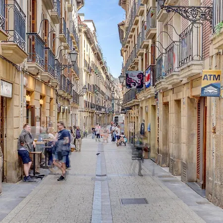 Διαμέρισμα Historic Building, Centrally Located, Close To Eve *